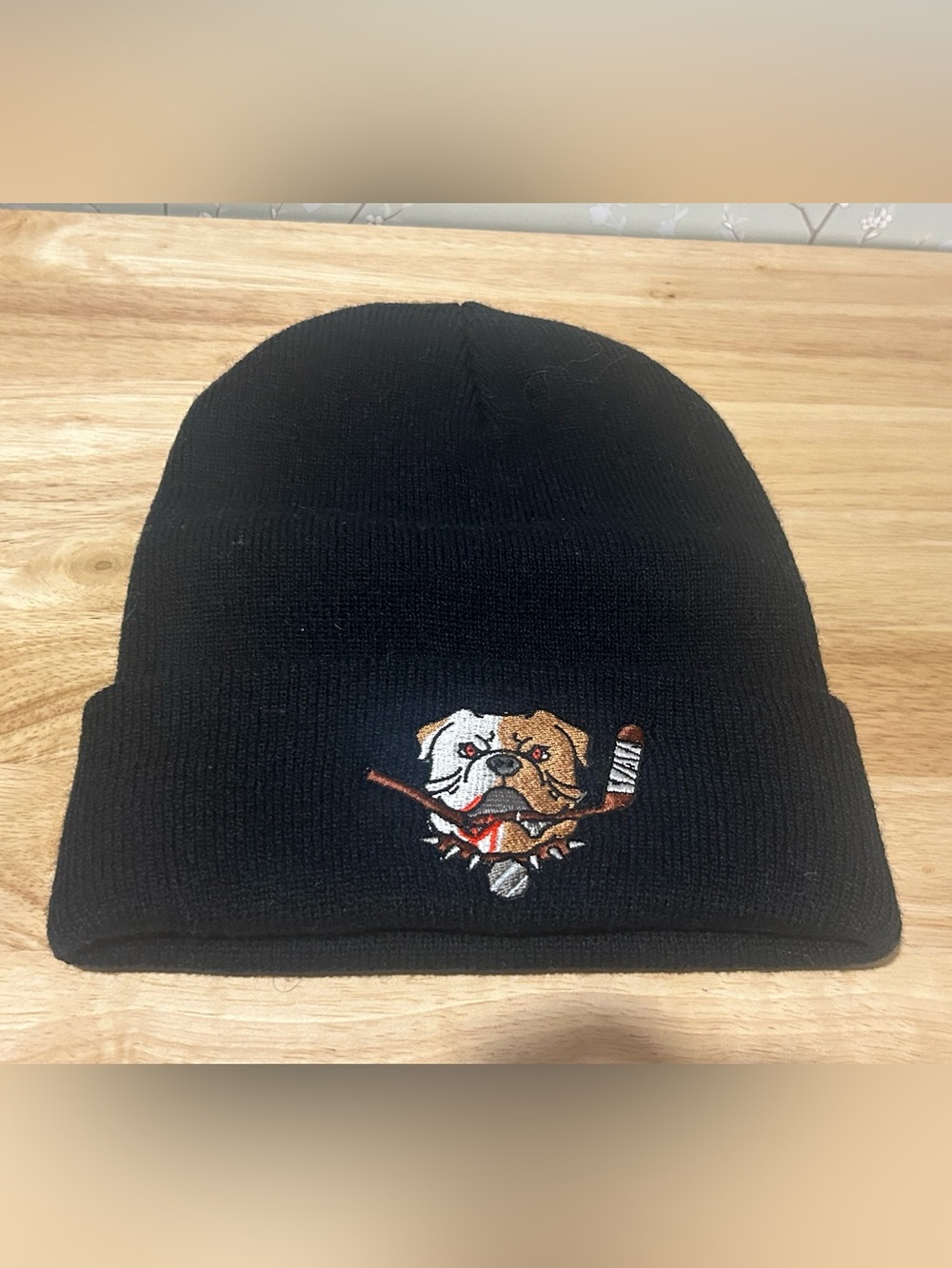 NWOT Shoresy Bulldog Cuffed Beanie